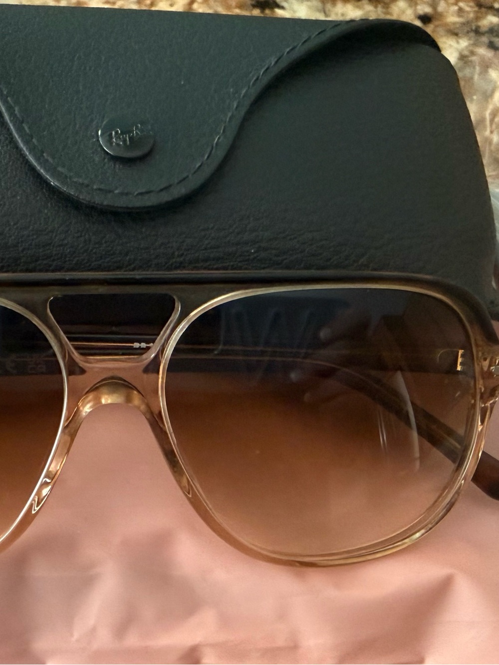 Ray-Ban Womenโs Gradient Brown Aviator Sunglasses Bill ๐ถ๏ธ